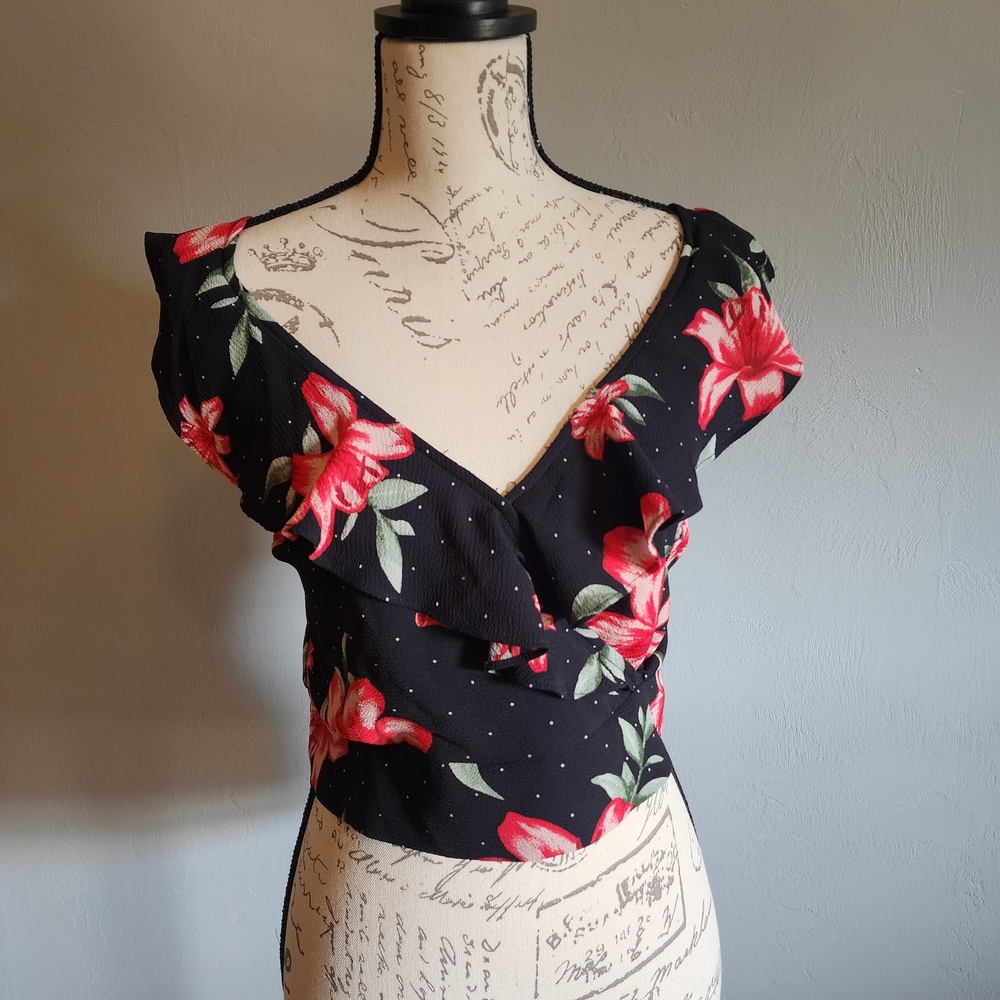 Guess Black Floral Ruffle Crop Top with Red Blooms